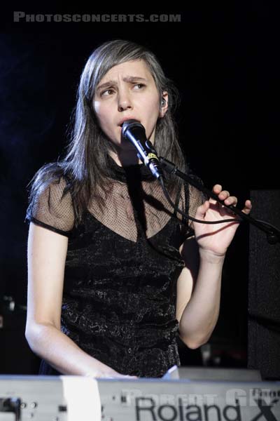 THE DEARS - 2006-10-30 - PARIS - La Maroquinerie - 